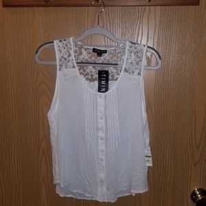 NWT White Tank Top with Lace